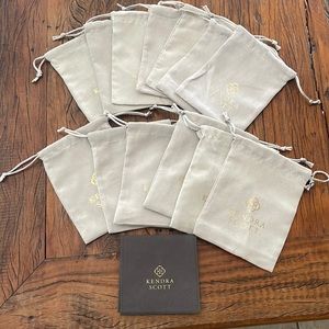 Kendra Scott jewelry bags (15 total)